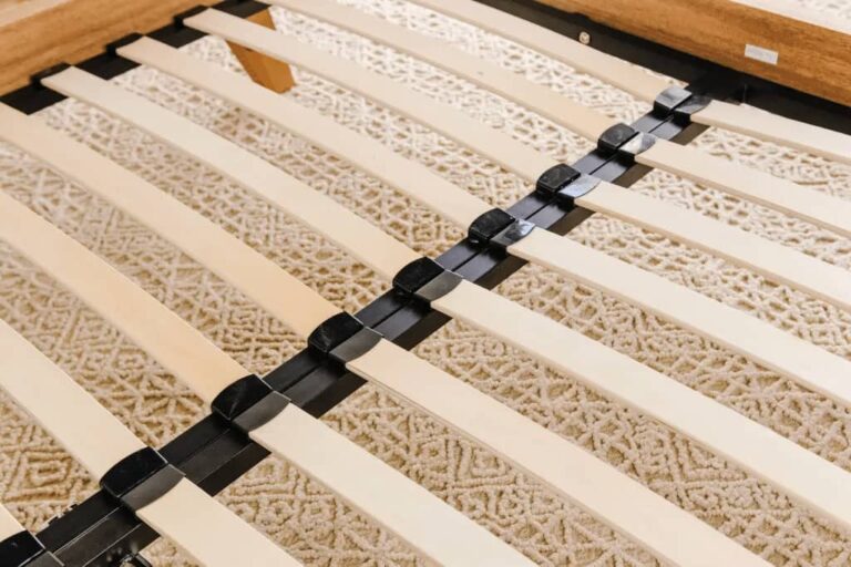 Top 6 Benefits of Sourcing Curved Bed Slats from China